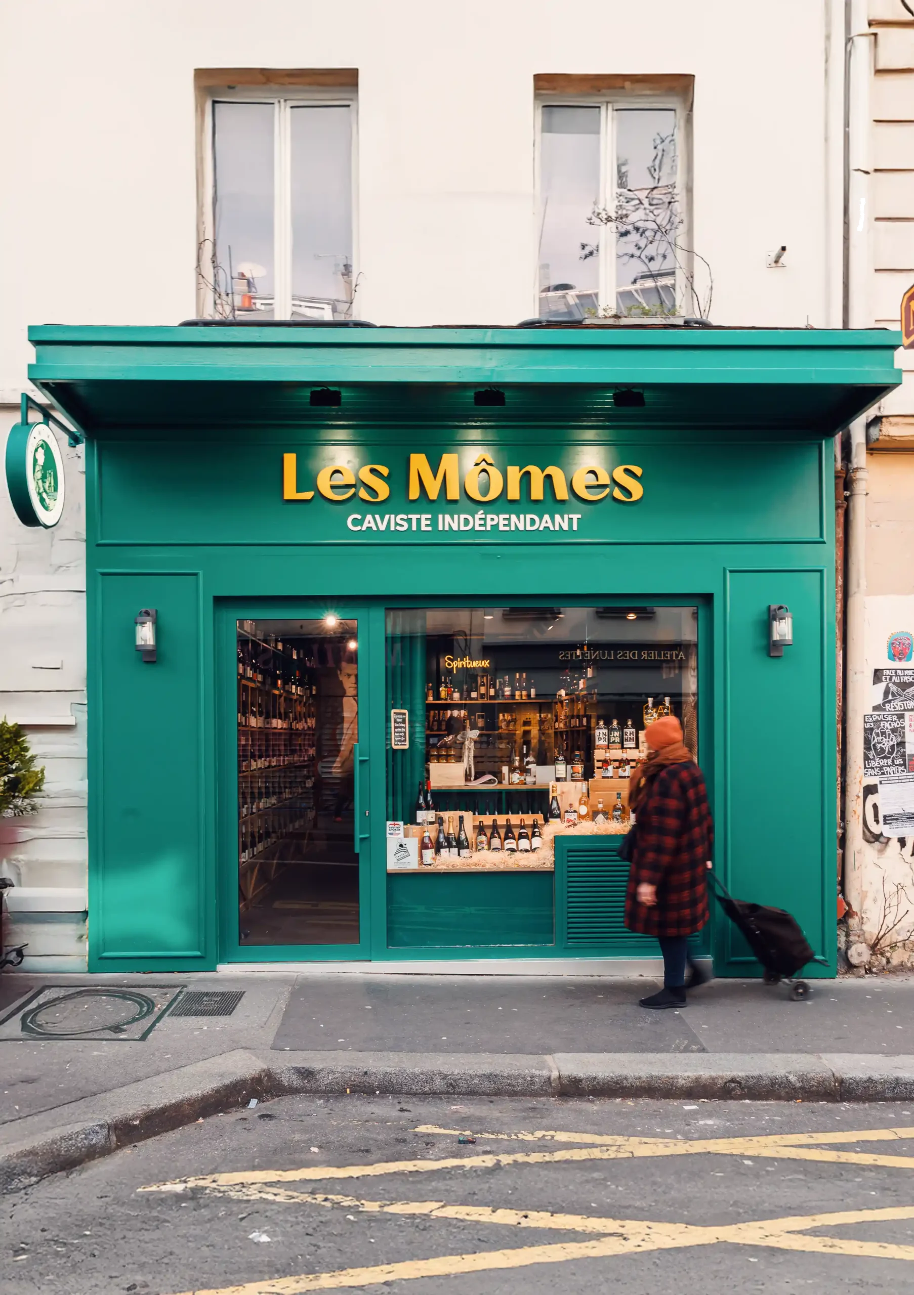 cave-paris-lesmomes-menilmontant Cave et épicerie à Paris Ménilmontant Les Momes artisan caviste indépendant